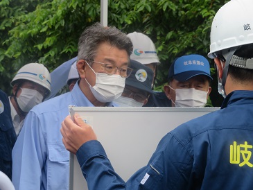 •令和2年7月豪雨災害被災地視察（内閣府特命担当大臣（防災））の様子