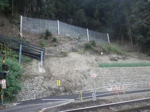（崩壊土砂防護柵）施工後
