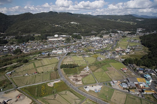 釜戸上平遺跡発掘区遠景