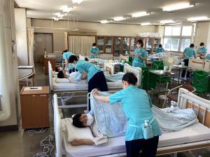 シーツ交換練習2