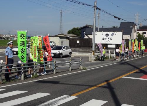 東部中MSJリーダーズと交通安全広報活動を実施