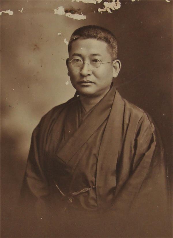 青木武雄肖像写真