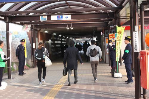 挨拶での抑止活動