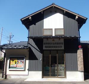 滝呂駐在所建物写真