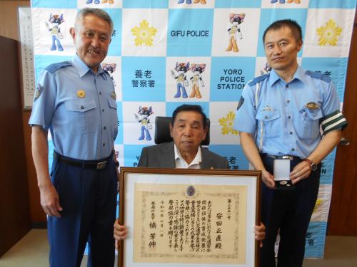 受章者の記念写真