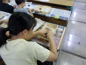 まが玉づくり体験の様子です