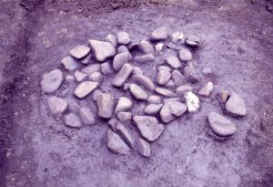 集石遺構を確認した際に撮影した写真です