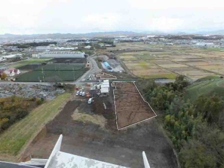 東野遺跡の発掘区全景写真（南から撮影）