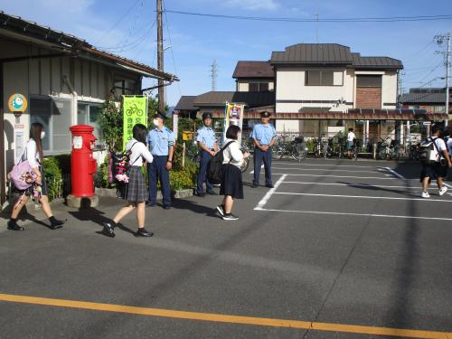 上真桑駅での広報活動状況