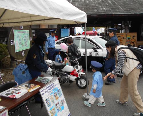 「もんでこかみいしづ」での様子