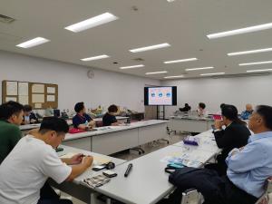 沖縄県議会において、浄水処理や財政負担などPFAS対策について説明を受ける委員