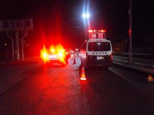 画像（交通検問の状況）