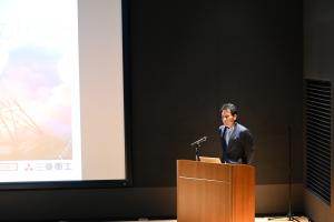 講演