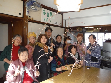 花モチ飾り完成