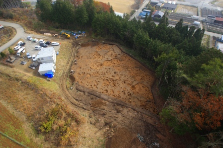 中切上野遺跡の全景