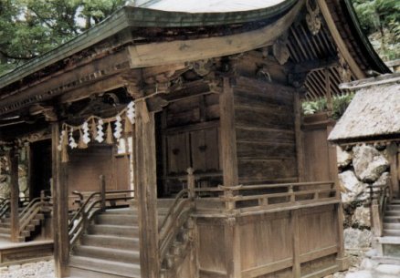 日吉神社社殿