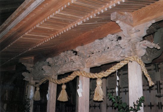 大船神社本殿の彫刻