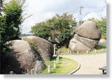 桃山公園（女夫岩）