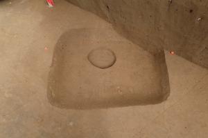 掘立柱建物の柱穴の写真です(西から)